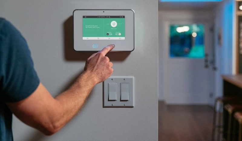 5 Advantages of Monitoring Home Security Systems
