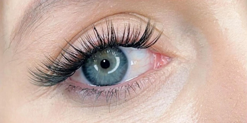 Lash Extension Safety: What You Need to Know