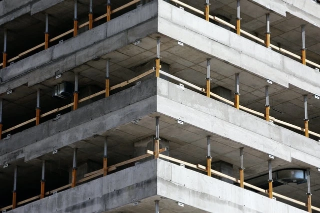 Building: Repairing and Replacing Bricks