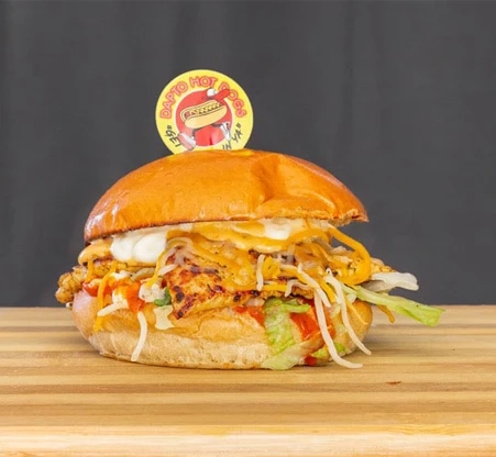 Cheeseburger and Fries: The Perfect Pair in the Burger Scene
