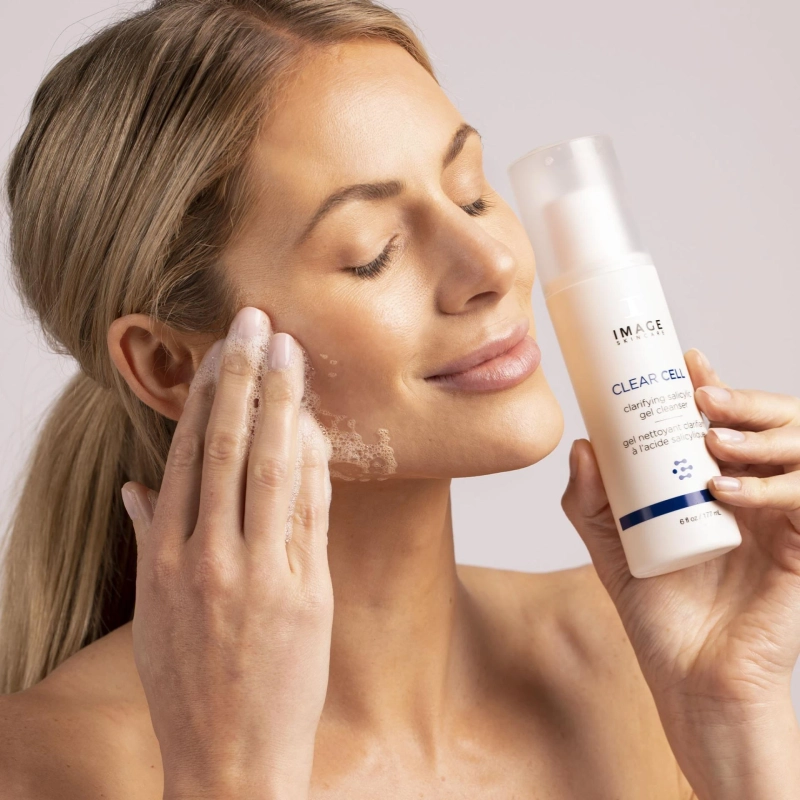 3 Skincare Ingredients to Look For When You Have Oily Skin