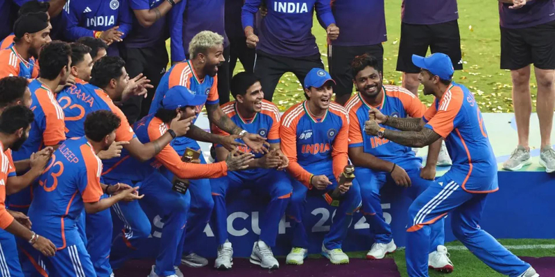 India’s Asia Cup 2025 Triumph Marred by Trophy Controversy with ACC Chief Mohsin Naqvi