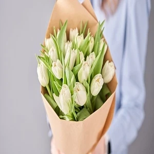 The following tips can help you choose the right roses for any occasion