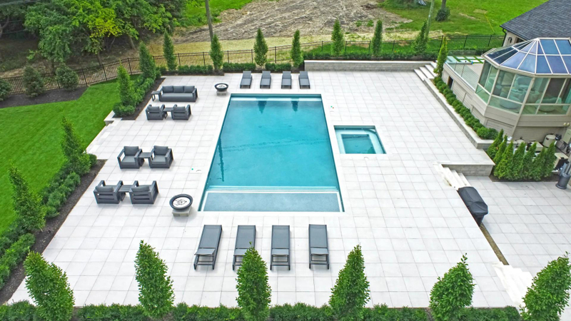 How to Choose the Best Pool Company in Michigan