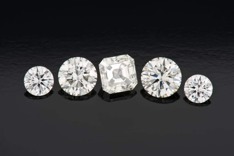 The Rise of CVD Diamonds: Affordable Opulence at Your Fingertips!