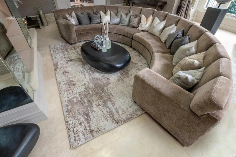 Stylish Home Essentials for Indoor Comfort and Outdoor Living