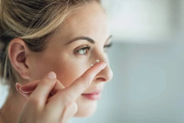 Basics Should Be Followed During Wearing Contact Lenses