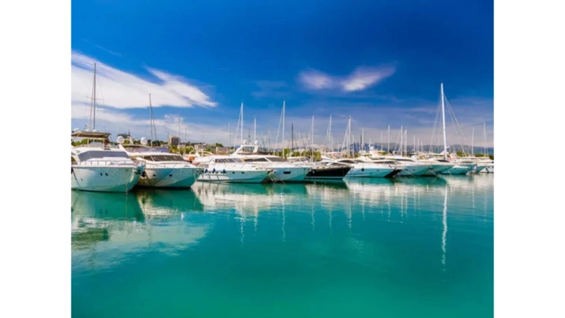 Why Smart Yacht Owners Rely on Top Repair and Maintenance Services in Florida Year-Round