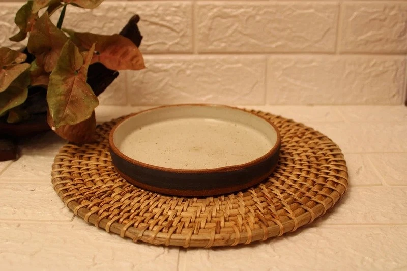For an uncluttered, cozy home, decorate in organic modern style
