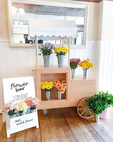 Creative Ideas for Decorating Your Outdoor Flower Cart