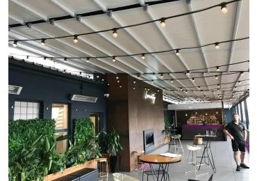 Fixed Awnings vs House Awnings Retractable Options: What Works Better for Homes