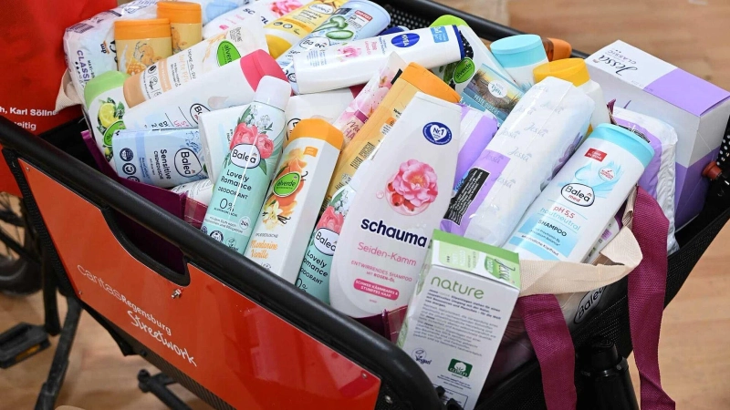 Hygieneprodukte für unterwegs: So bleiben Sie immer sauber