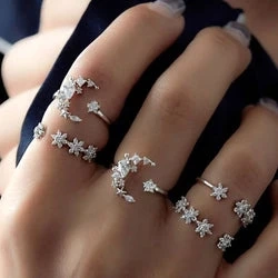 Gold Stud Earrings for Women – Buy the Best Pair Online