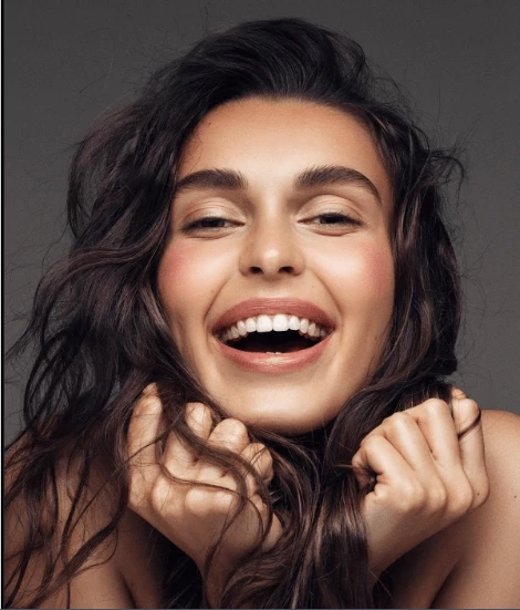 A Surprising Way To Enhance Your Smile Without Chunky Braces!