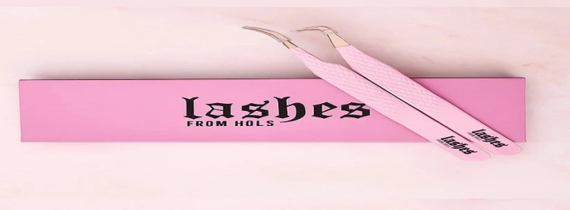 Practical Comfort Accessories That Improve Lash Extension Application And Client Experience