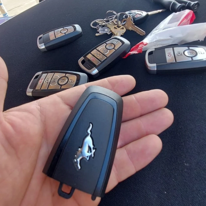 Lost or Locked Out in Honolulu? A Simple Guide to Emergency Car Key Help