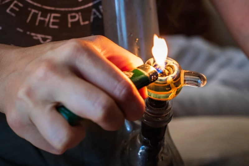 How Can You Inhale Weed and Marijuana Products in Your Life?