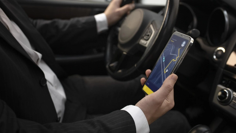 How Can You Find a Quick Taxi from Melbourne City to Airport During Peak Hours?