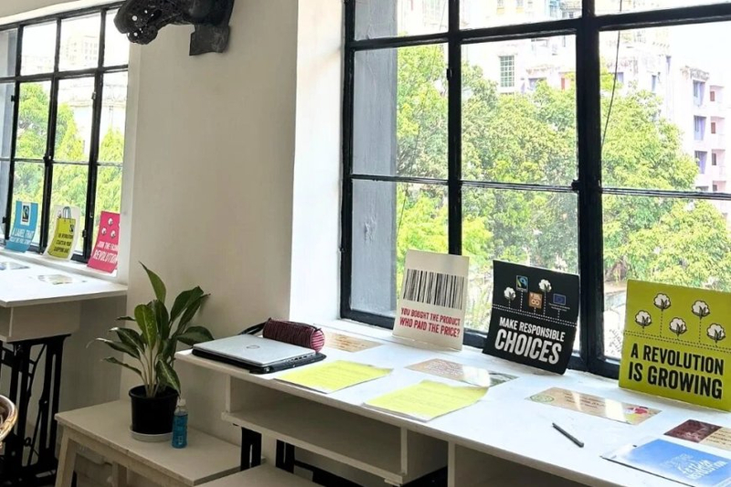 Analyzing the Advantages and Drawbacks of Pursuing a Degree in Interior Design