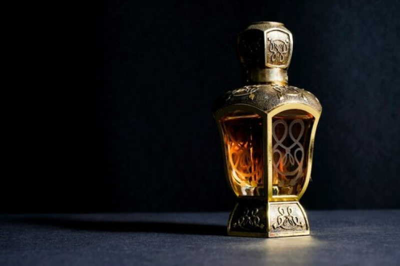 Floral Fantasies: Celebrating the Floral Richness of Arabic Perfumes