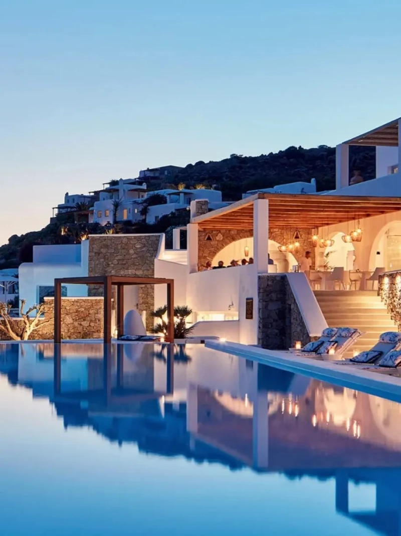 Private Jet Services and Luxury 5-Star Hotels: The Ultimate Experience