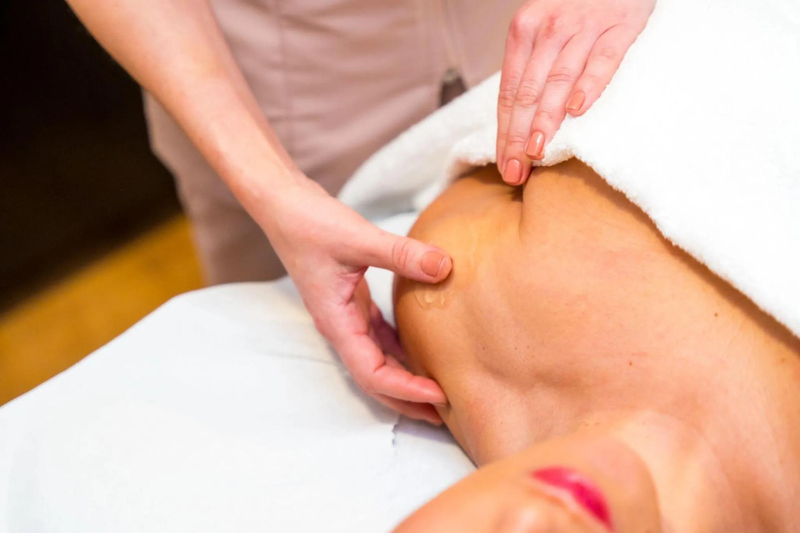 Why Choose a Lymphatic Massage Specialist in Dubai? Understanding the Therapy’s Impact
