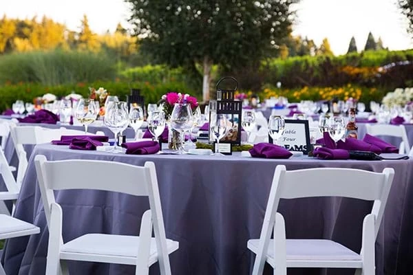 What Makes Chiavari Chairs the Perfect Seating Option?