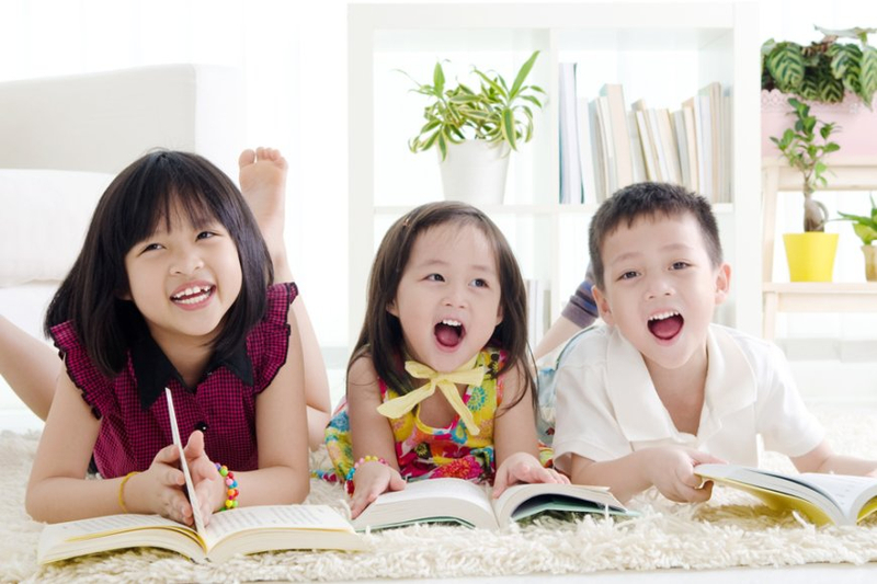 A GUIDE TO IMPLEMENTING THE REGGIO EMILIA CURRICULUM AT HOME