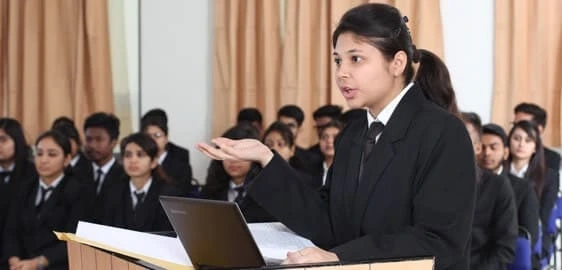 Apply to the top 10 commerce colleges in Chhattisgarh for a rewarding career