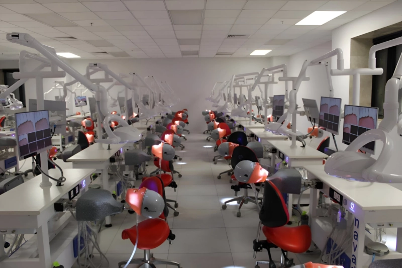 Elevating Dental Education with 4KIP200 HDMI Distribution System