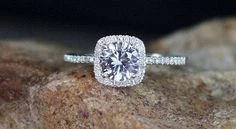 Custom Moissanite Jewelry: Everything You Need to Know