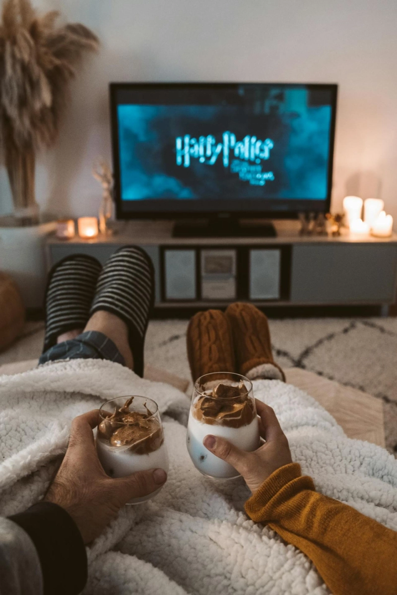 Creating a Cosy Weekend Binge-Watch Setup