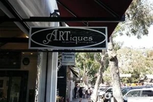 How Professional Business Signs in Irvine Increase Foot Traffic in Orange County