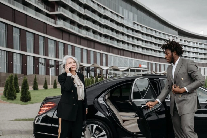 Experience Luxury and Comfort with Executive Chauffeur Service