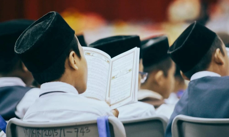 Integrating Noorani Qaida Learning with Other Islamic Subjects.