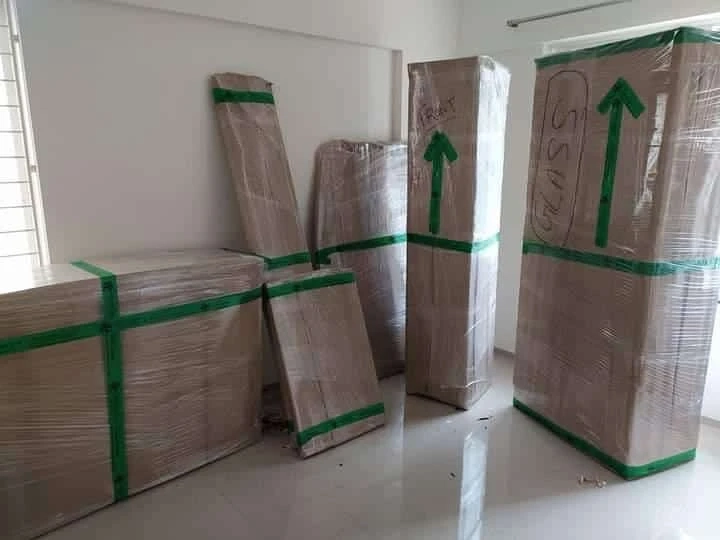 5 Things You Must Consider When Hiring Packers and Movers Services Noida