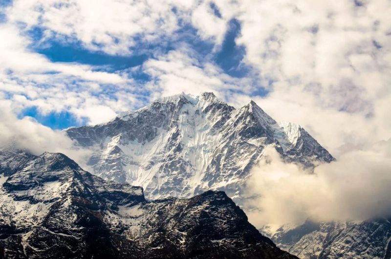 Everest Heli Tour -Flying to Kala Patthar via Syangboche