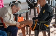 Why Joining a Physical Therapy Group in Louisville Can Improve Your Mental Health