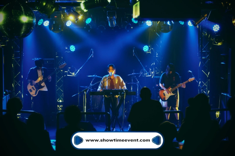 Live Singer : Turning Intimate Gatherings into Unforgettable Evenings