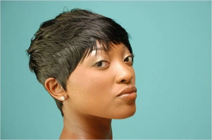 Top Short Wigs for Black Women: A Guide