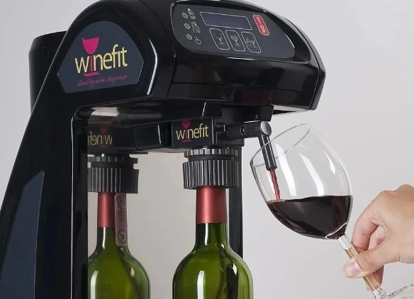 L'art de verser sans effort : Découvrez le charme des distributeurs de vin