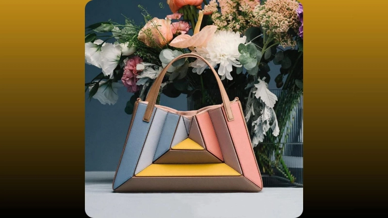 Why Should Every Woman Consider a Stylish Mini Messenger Bag?