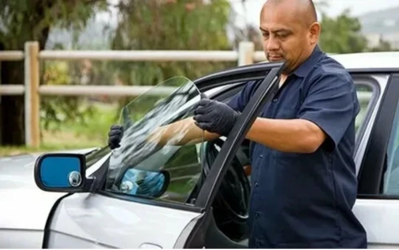 How to Fix Deep Scratches on Your Car Windshield
