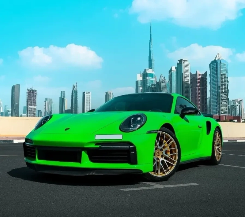 Ignite Your Senses with a Porsche 911 Turbo Adventure in Dubai