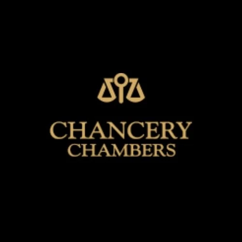 Is it legal to vacation in Dubai as an unmarried couple after the 2023 law amendments?