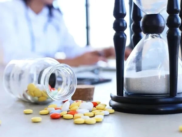 How Telehealth Helps With Medication Management