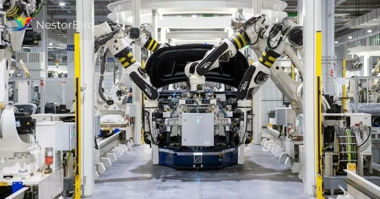 How a Manufacturing ERP System Improves Supply Chain and Inventory Control