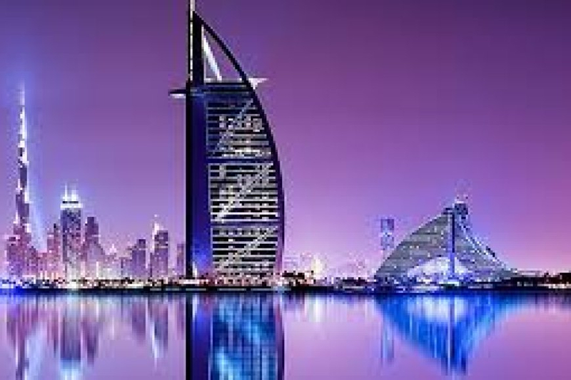 Dubai Journals: Tales of Opulence and Cultural Treasures