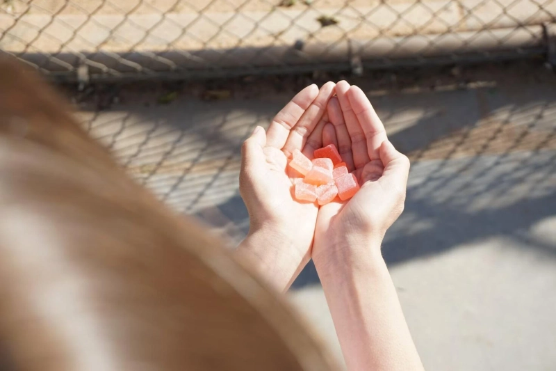Effects of CBD Gummies on Pain and Inflammation