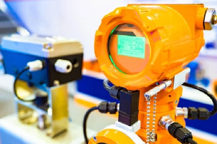 Can Thermal Mass Flow Meters Measure Both Pure Gases and Gas Mixtures?